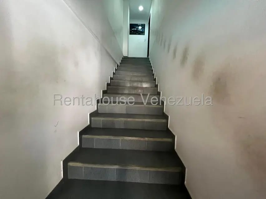 Comercial (Galpon - Deposito) en Venta en Parroquia Catedral, Distrito Metropolitano - 13