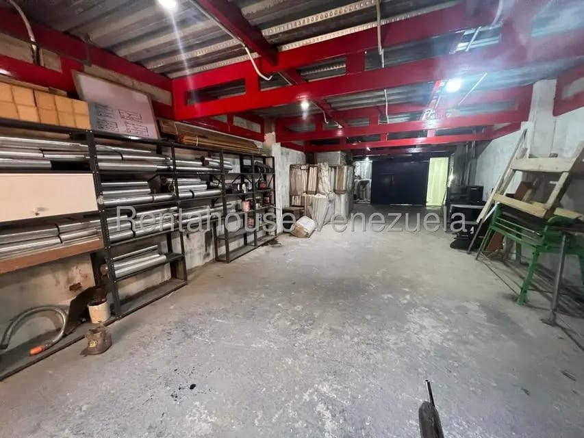Comercial (Galpon - Deposito) en Venta en Parroquia Catedral, Distrito Metropolitano - 18