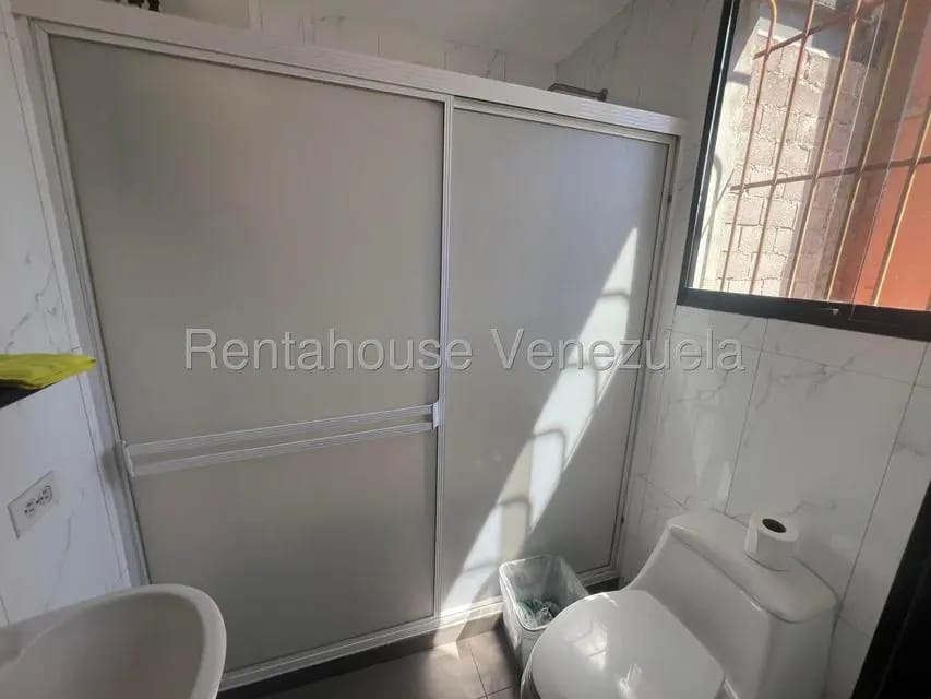 Comercial (Galpon - Deposito) en Venta en Parroquia Catedral, Distrito Metropolitano - 4