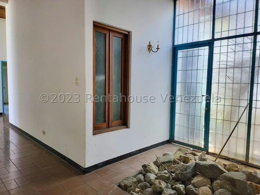 Casa (1 Nivel) en Venta en Prados del Este, Distrito Metropolitano - 11