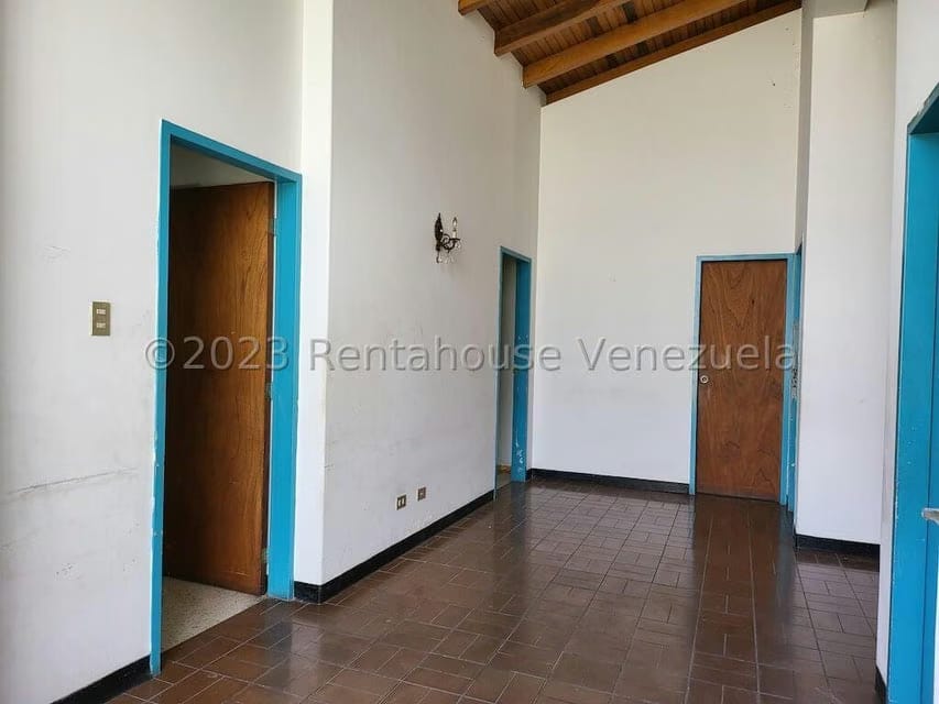 Casa (1 Nivel) en Venta en Prados del Este, Distrito Metropolitano - 20