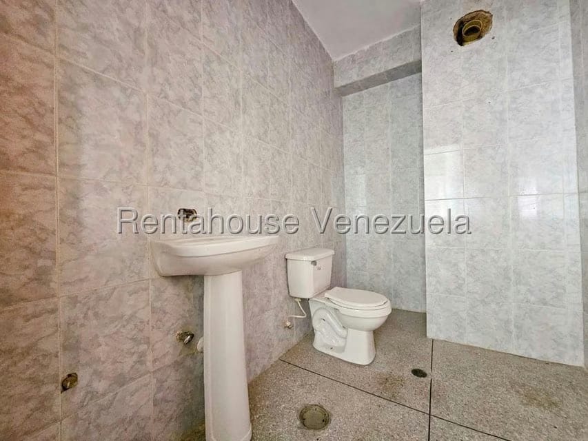 Comercial (Edificio) en Venta en La Atlantida, Vargas - 11