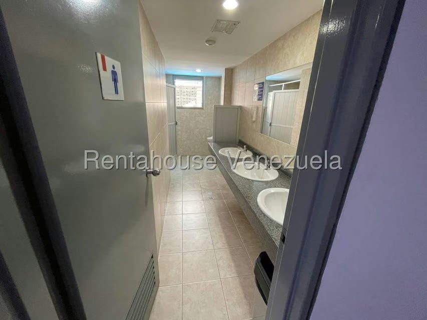 Comercial (Oficina) en Alquiler en Los Ruices, Distrito Metropolitano - 18