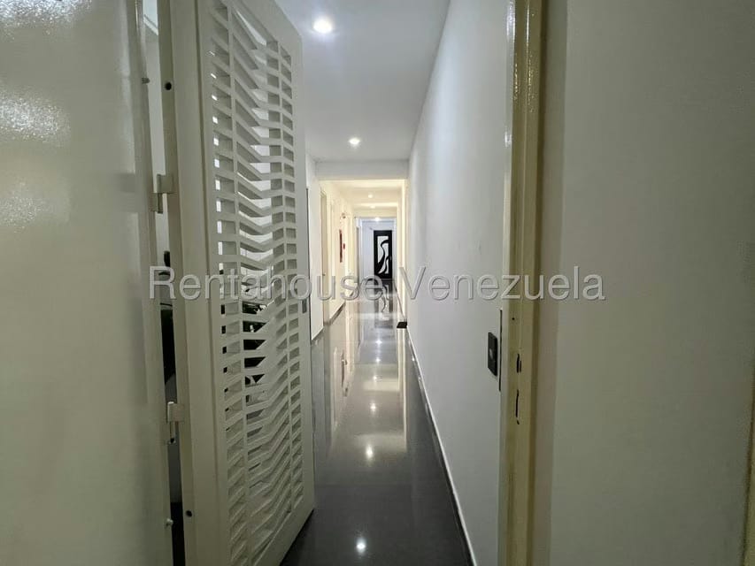 Apartamento (1 Nivel) en Venta en Valle Alto, Distrito Metropolitano - 14