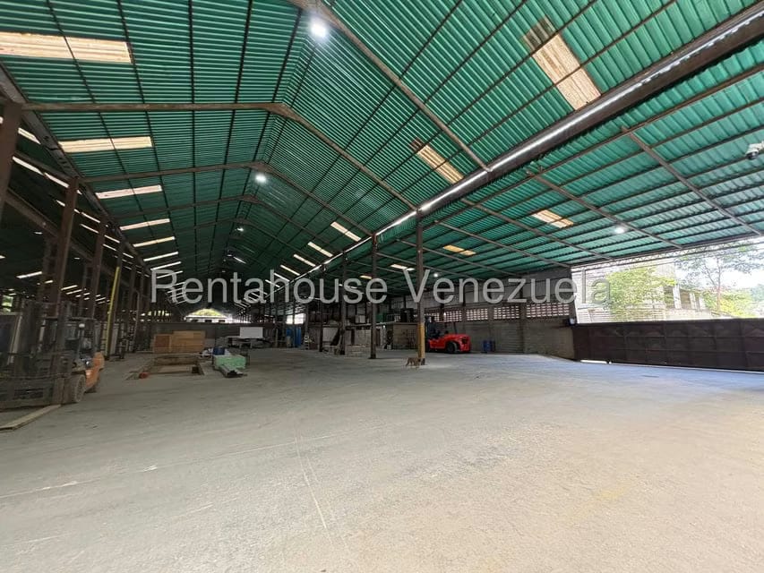 Comercial (Galpon - Deposito) en Venta en Mariche, Distrito Metropolitano - 53