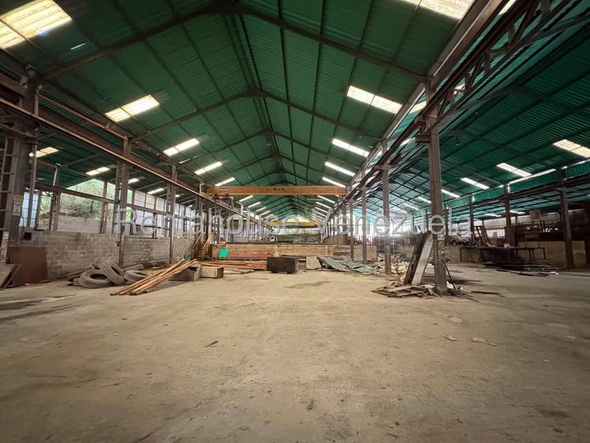 Comercial (Galpon - Deposito) en Venta en Mariche, Distrito Metropolitano - 62
