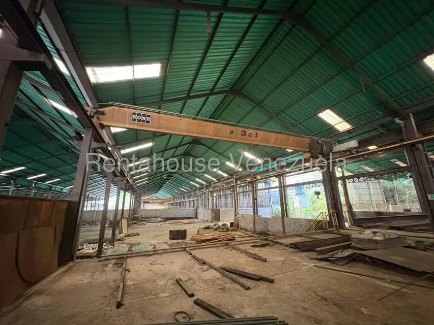 Comercial (Galpon - Deposito) en Venta en Mariche, Distrito Metropolitano - 66