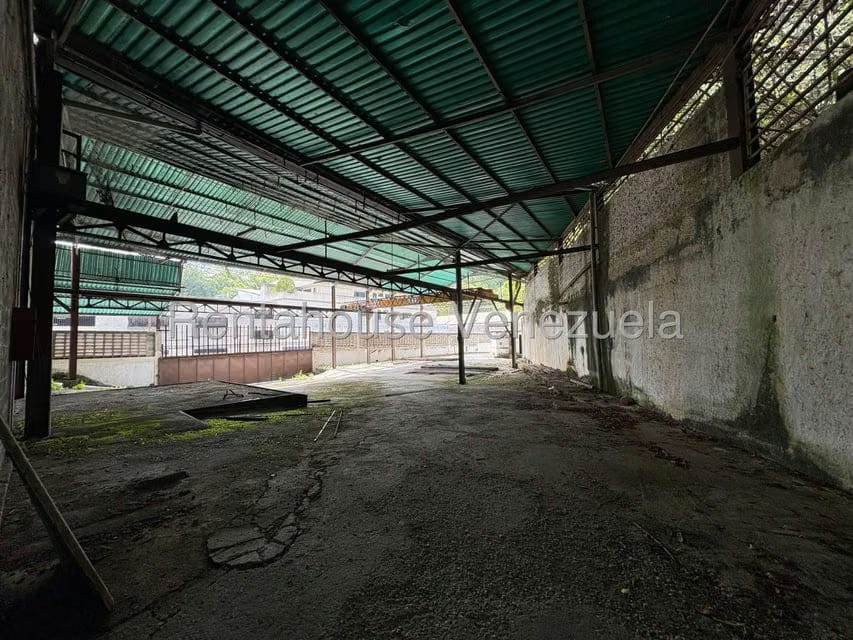 Comercial (Galpon - Deposito) en Venta en Mariche, Distrito Metropolitano - 72