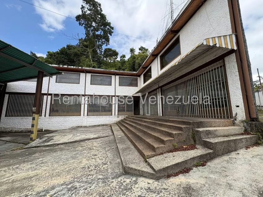 Comercial (Galpon - Deposito) en Venta en Mariche, Distrito Metropolitano - 74