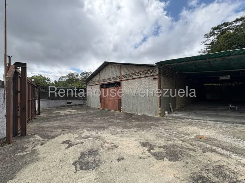 Comercial (Galpon - Deposito) en Venta en Mariche, Distrito Metropolitano - 79