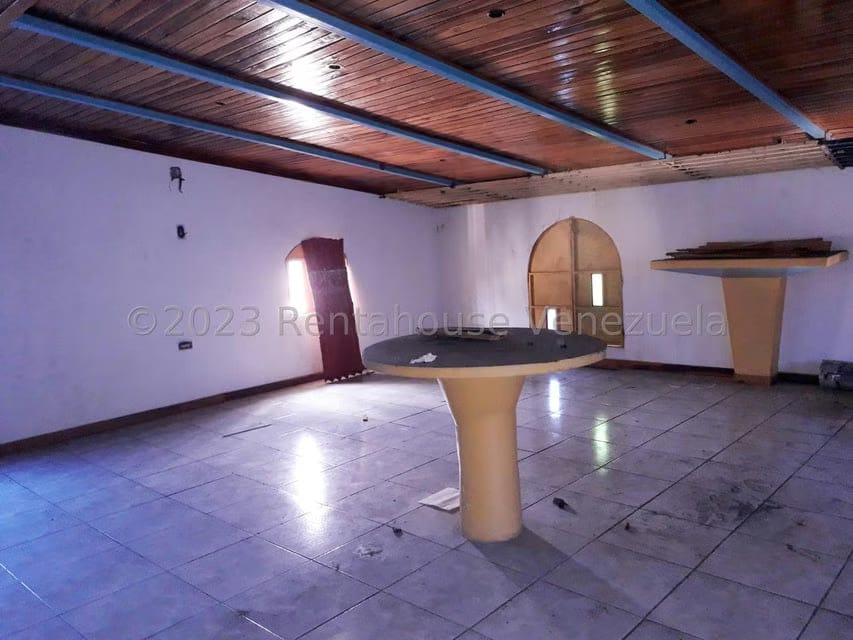 Comercial (Galpon - Deposito) en Venta en Centro, Falcon - 3