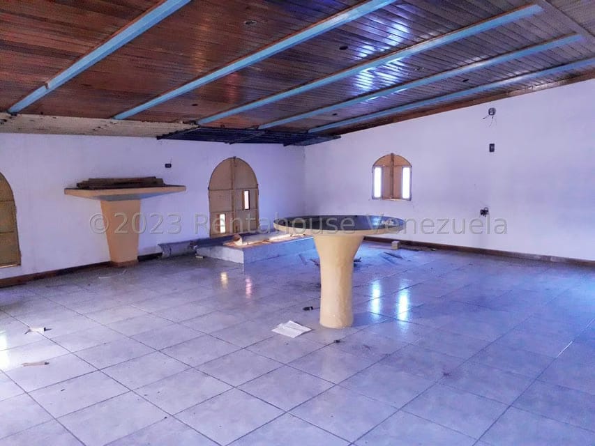 Comercial (Galpon - Deposito) en Venta en Centro, Falcon - 6