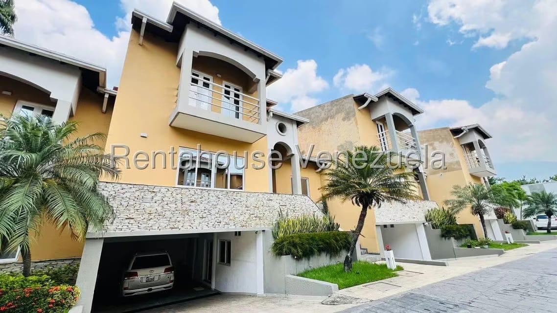 Casa (Multipes Niveles) en Venta en Cantarrana, Aragua