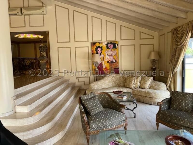 Casa (Multipes Niveles) en Venta en Alto Hatillo, Distrito Metropolitano - 17