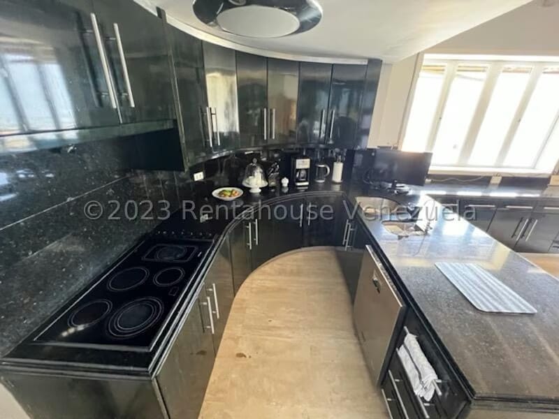 Casa (Multipes Niveles) en Venta en Alto Hatillo, Distrito Metropolitano - 23