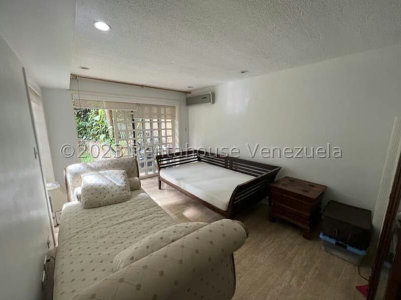 Casa (Multipes Niveles) en Venta en Alto Hatillo, Distrito Metropolitano - 28
