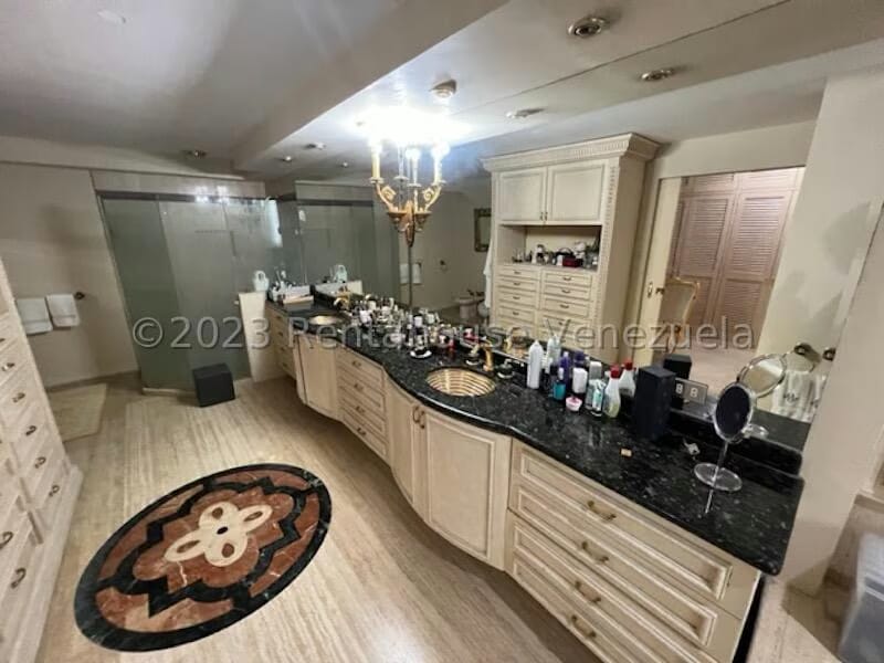 Casa (Multipes Niveles) en Venta en Alto Hatillo, Distrito Metropolitano - 39