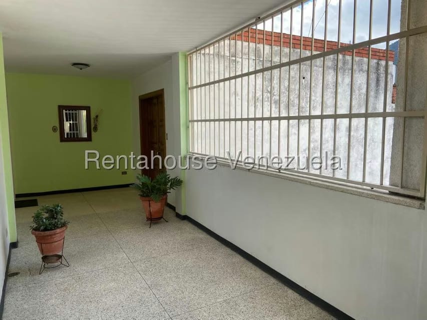 Apartamento (1 Nivel) en Venta en Los Palos Grandes, Distrito Metropolitano - 18