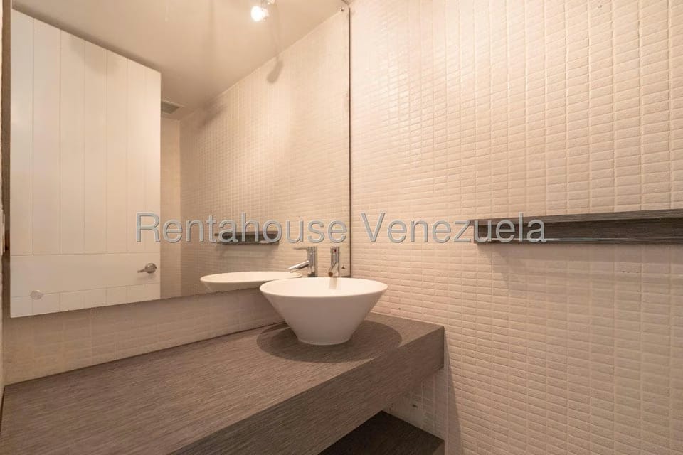 Apartamento (1 Nivel) en Venta en La Castellana, Distrito Metropolitano - 16