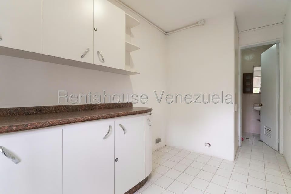 Apartamento (1 Nivel) en Venta en La Castellana, Distrito Metropolitano - 36