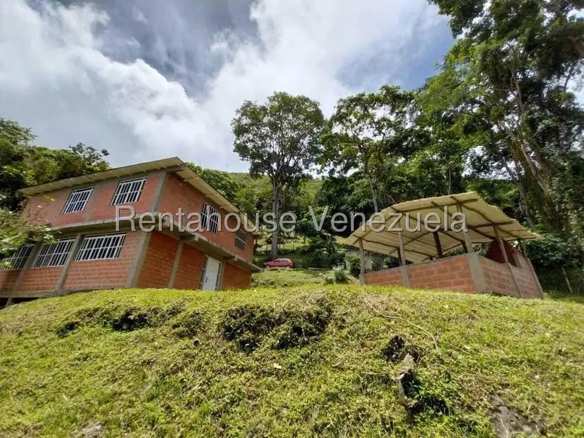 Casa (Casas de Campo) en Venta en Parcelamiento El Prado, Miranda - 13