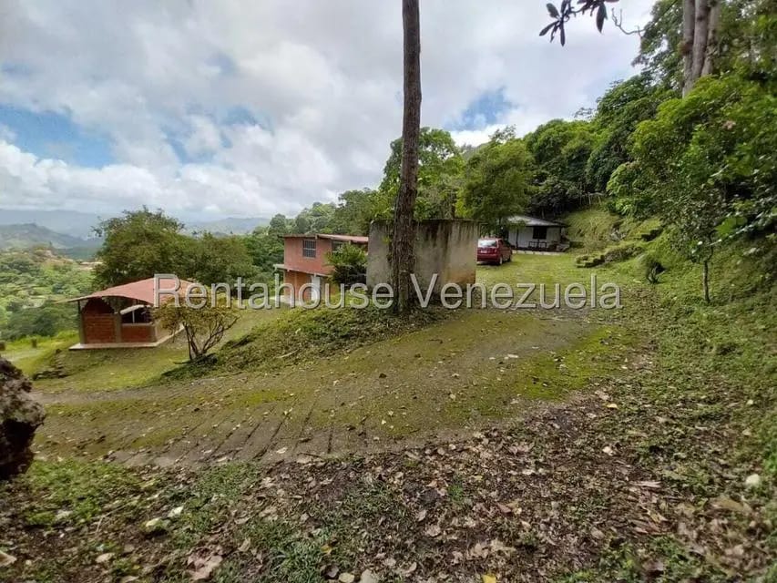 Casa (Casas de Campo) en Venta en Parcelamiento El Prado, Miranda - 24