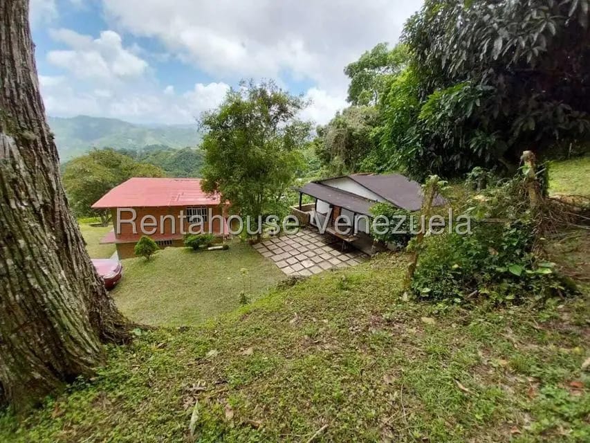 Casa (Casas de Campo) en Venta en Parcelamiento El Prado, Miranda - 40