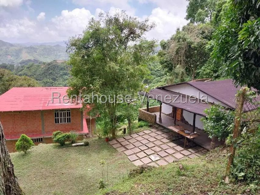 Casa (Casas de Campo) en Venta en Parcelamiento El Prado, Miranda - 42