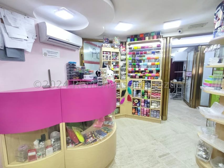 Comercial (Local Comercial) en Venta en Chuao, Distrito Metropolitano - 7