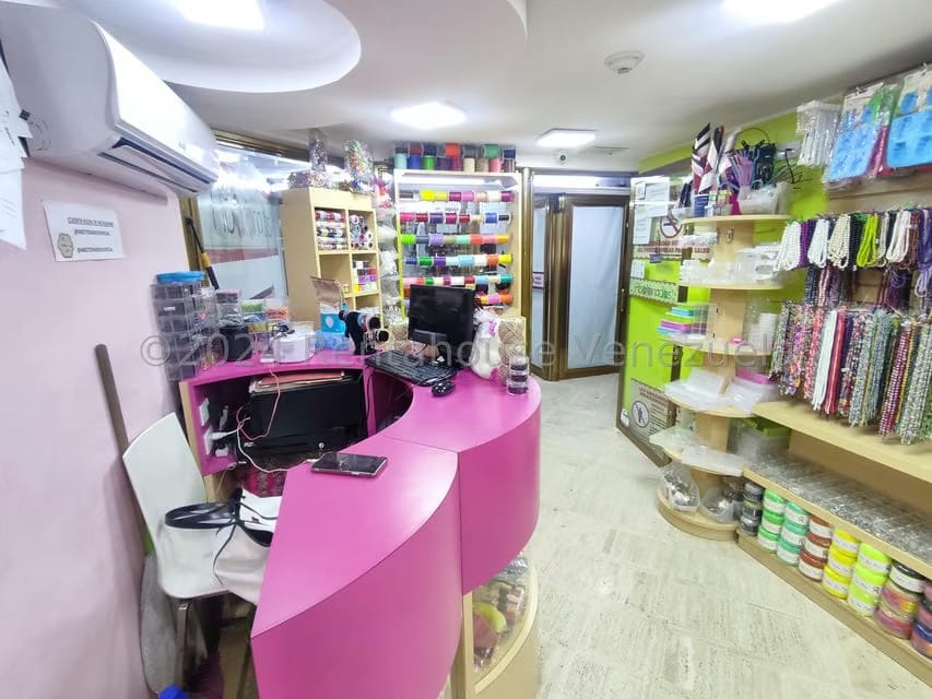 Comercial (Local Comercial) en Venta en Chuao, Distrito Metropolitano - 8