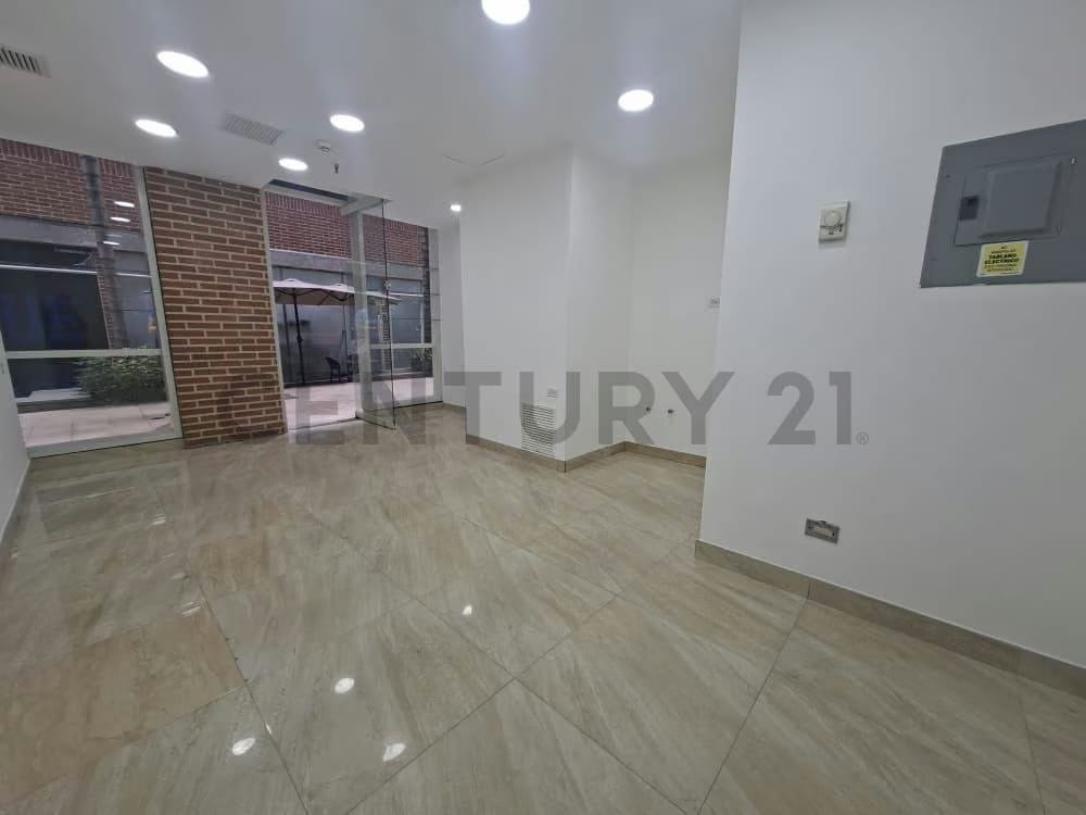 En alquiler local de 23m² en PB de Ciudad Center, Boleita Norte, Caracas - 3