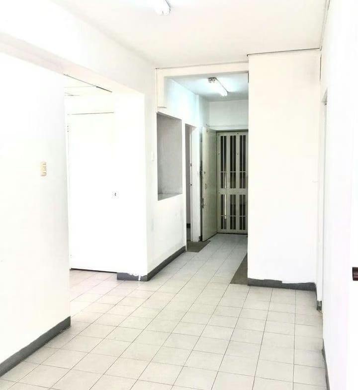 OFICINAS Y CONSULTORIOS MEDICOS EN ALQUILER - 4