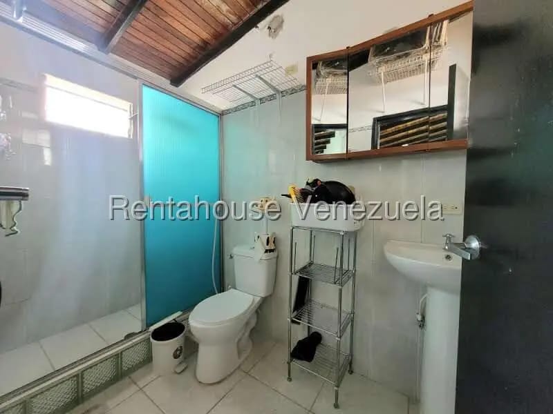 Casa (1 Nivel) en Venta en Prados del Golf, Lara - 13