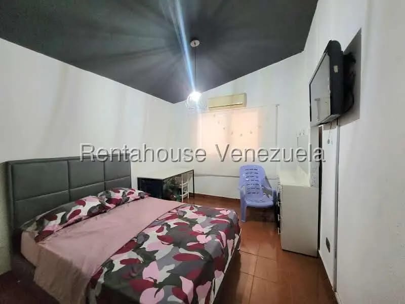 Casa (1 Nivel) en Venta en Prados del Golf, Lara - 18