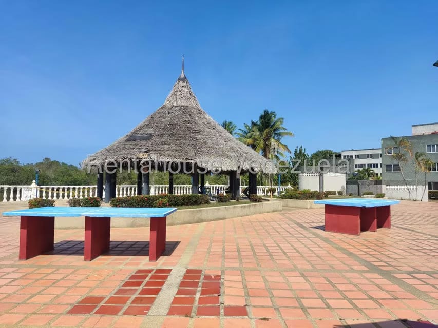 Apartamento (1 Nivel) en Venta en Puerto Plata, Miranda - 7