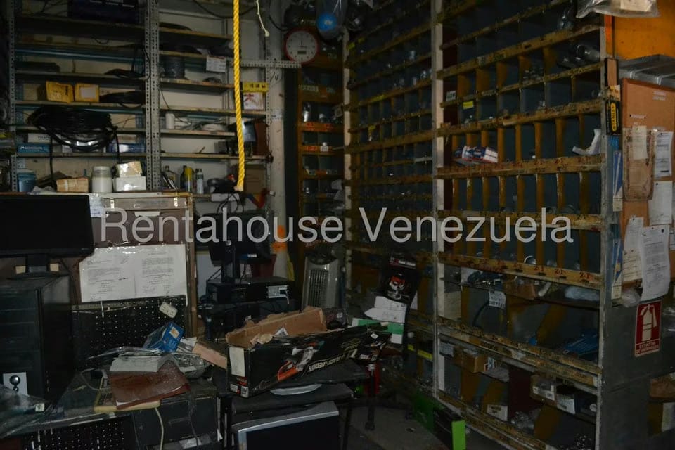 Comercial (Local Comercial) en Alquiler en Las Acacias, Distrito Metropolitano - 12