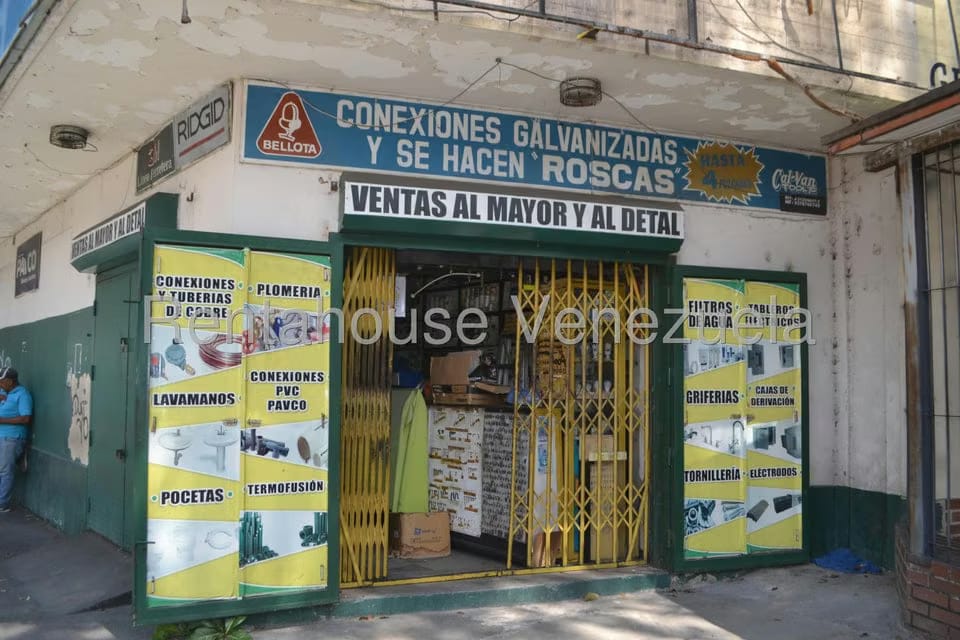 Comercial (Local Comercial) en Alquiler en Las Acacias, Distrito Metropolitano - 13