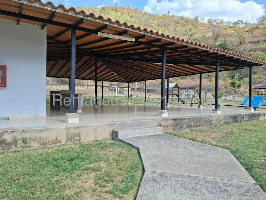Apartamento (1 Nivel) en Venta en Santa Rosalia, Aragua - 24