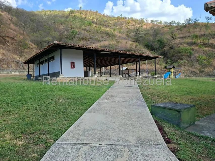 Apartamento (1 Nivel) en Venta en Santa Rosalia, Aragua - 25