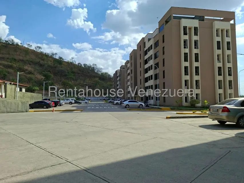 Apartamento (1 Nivel) en Venta en Santa Rosalia, Aragua - 40