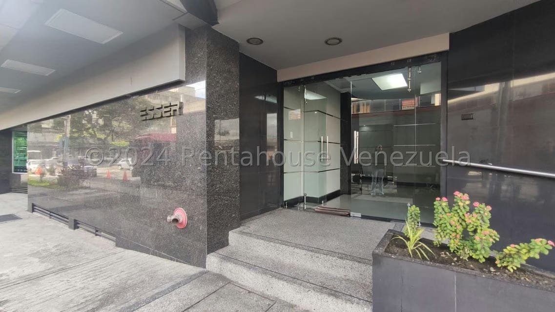 Comercial (Oficina) en Alquiler en Nueva Segovia, Lara - 23