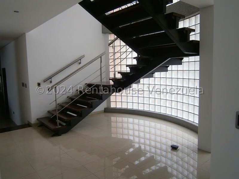 Casa (Multipes Niveles) en Venta en Club de Campo, Miranda - 23