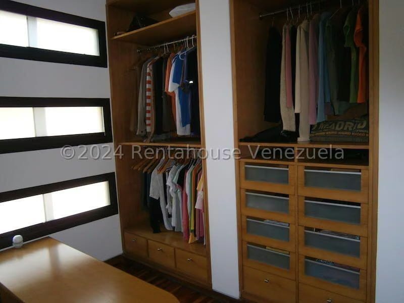 Casa (Multipes Niveles) en Venta en Club de Campo, Miranda - 32
