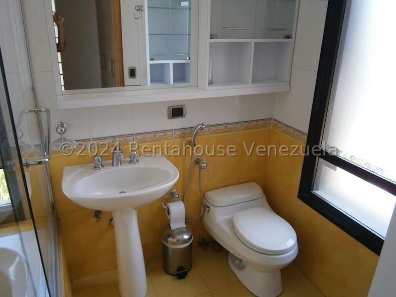 Casa (Multipes Niveles) en Venta en Club de Campo, Miranda - 39