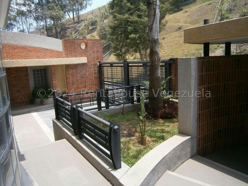 Casa (Multipes Niveles) en Venta en Club de Campo, Miranda - 60
