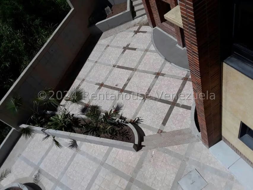 Casa (Multipes Niveles) en Venta en Club de Campo, Miranda - 82