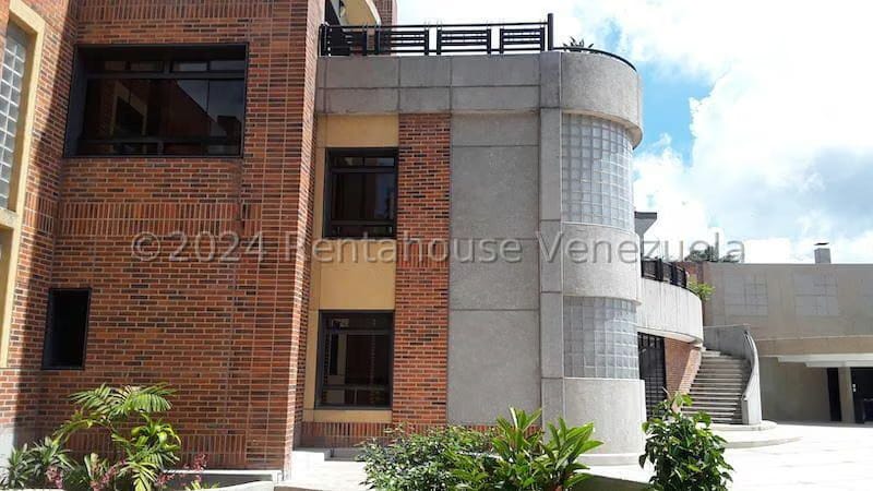 Casa (Multipes Niveles) en Venta en Club de Campo, Miranda - 86