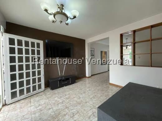Casa (Duplex) en Venta en Miranda, Distrito Metropolitano - 22