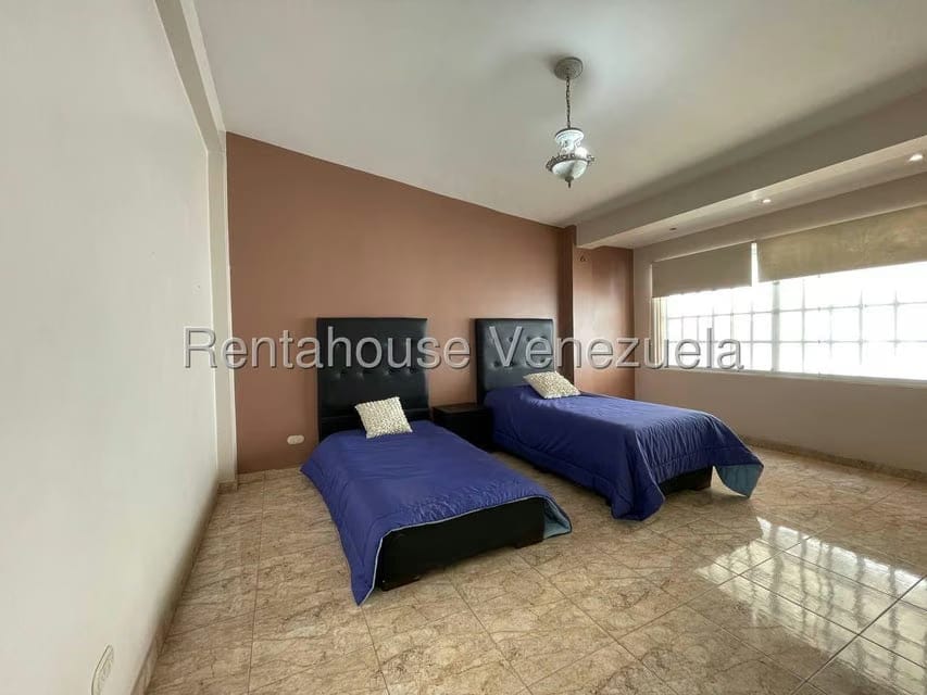 Casa (Duplex) en Venta en Miranda, Distrito Metropolitano - 38