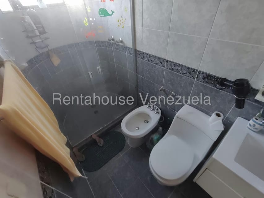 Apartamento (1 Nivel) en Alquiler en Las Chimeneas, Carabobo - 28